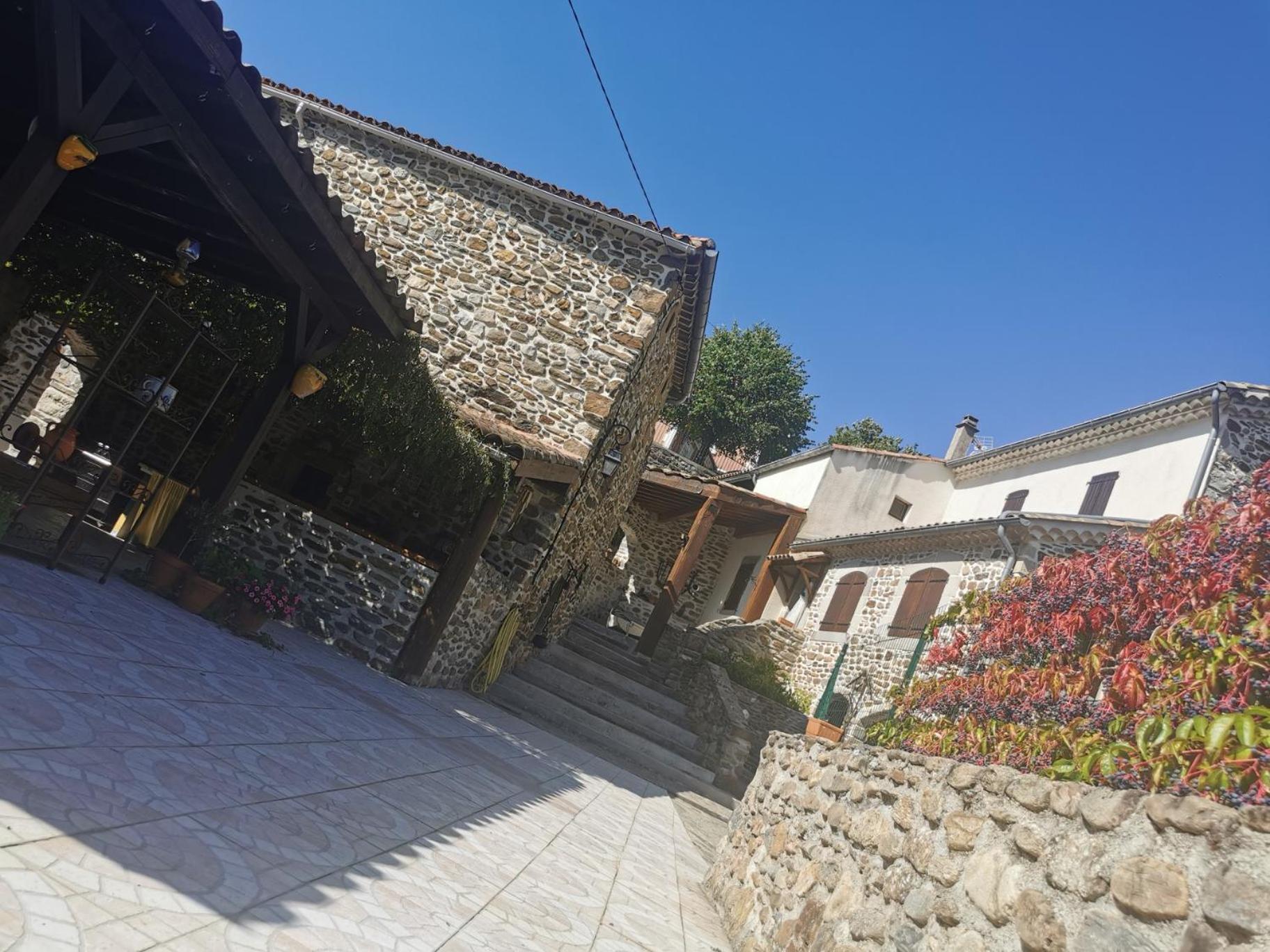 Mes Maisons Gardoises, Two Gites Sleeping 13 With Two Private Pools, Kids Room, Laundry, Disco, Free Wifi, Linen And Dog'S Are Welcome Gagnières Exterior foto